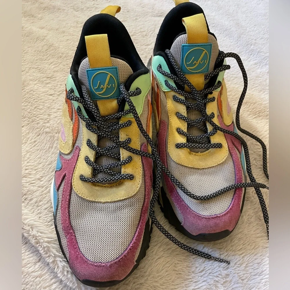 Javi Achieve Suede Designed Sneakers